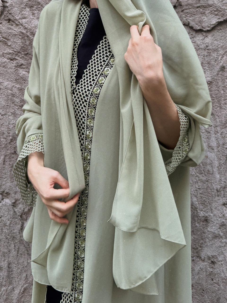 Abaya + Sheyla | Olive elegance